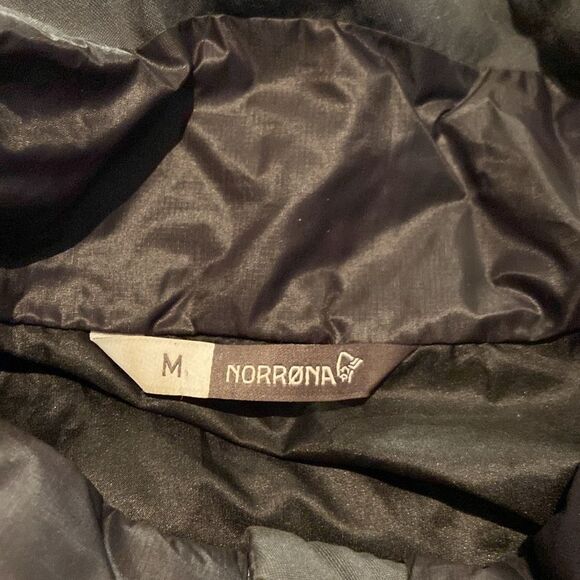 Black & Blue Norrona Insulated Vest with Logo Men’s medium - Picture 7 of 13